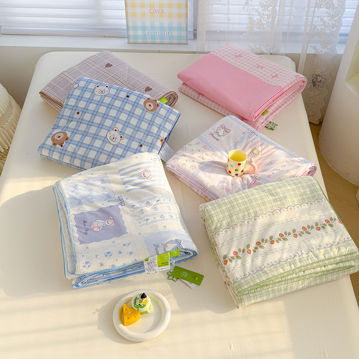 91家纺网 家纺一手货源 找家纺 （总）赫梵茜 2025春夏新款无套路不墨迹锦氨凉感丝双面印花小冰皮夏被夏凉被空调被可机洗