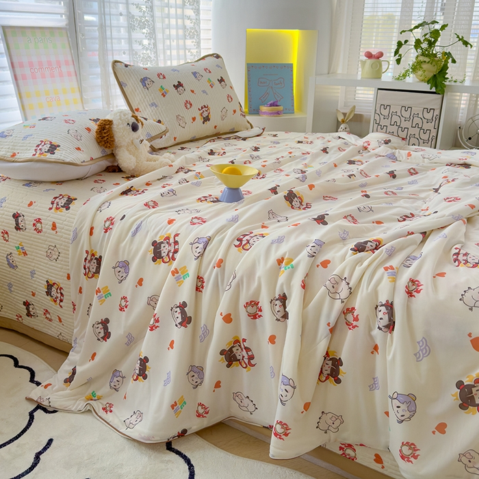 91家纺网 家纺一手货源 找家纺 （总）赫梵茜 2025春夏新款锦氨凉感丝冰皮软席床盖夏被夏凉被空调被四件套