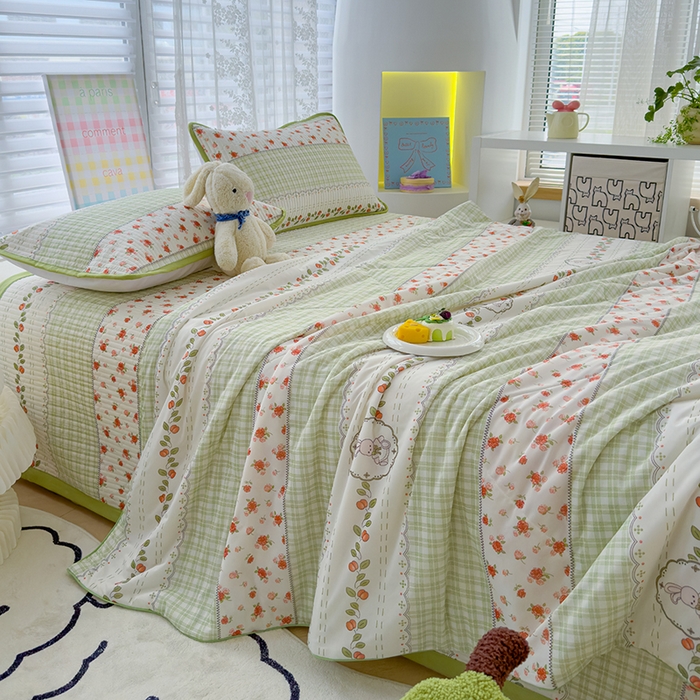 91家纺网 家纺一手货源 找家纺 （总）赫梵茜 2025春夏新款锦氨凉感丝冰皮软席床盖夏被夏凉被空调被四件套