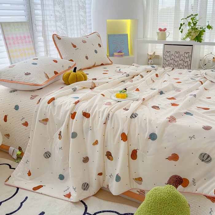 91家纺网 家纺一手货源 找家纺 赫梵茜 2025春夏新款无套路不墨迹锦氨凉感丝双面印花小冰皮夏被夏凉被空调被可机洗 贝贝南瓜