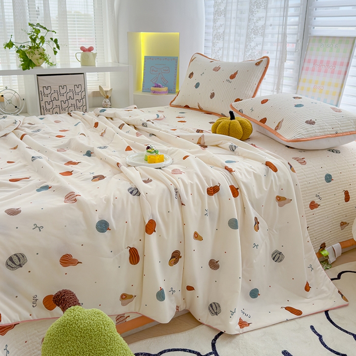 91家纺网 家纺一手货源 找家纺 赫梵茜 2025春夏新款无套路不墨迹锦氨凉感丝双面印花小冰皮夏被夏凉被空调被可机洗 贝贝南瓜