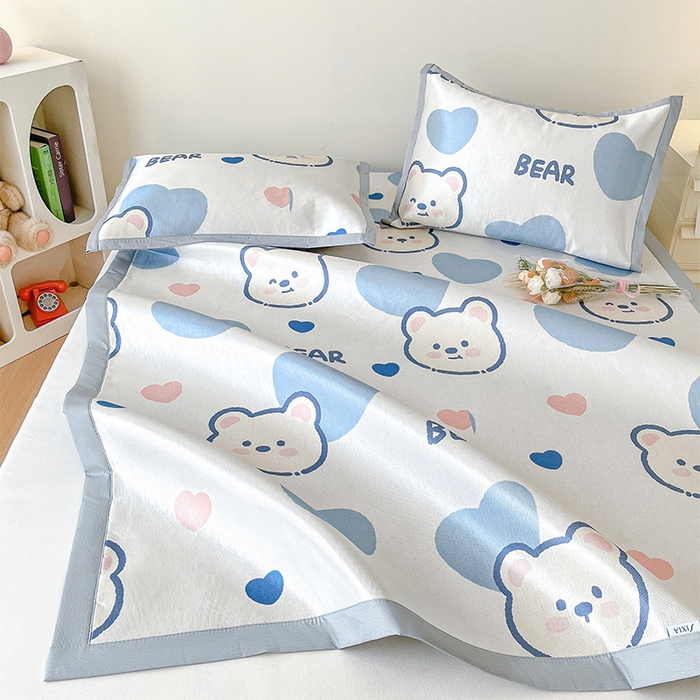 91家纺网 家纺一手货源 找家纺  （提供买家秀 爆款花型 不断货）2025新款600D小清新卡通印花冰丝凉席三件套系列 爱心小熊