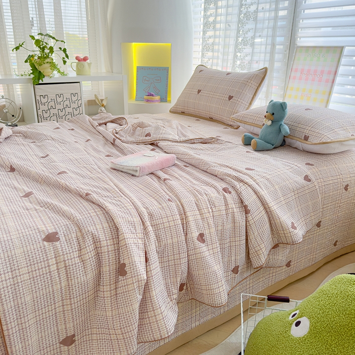 91家纺网 家纺一手货源 找家纺 赫梵茜 2025春夏新款锦氨凉感丝冰皮软席床盖夏被夏凉被空调被四件套 美拉德