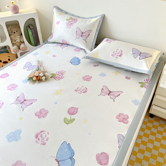 91家纺网 家纺一手货源 找家纺  （提供买家秀 爆款花型 不断货）2025新款600D小清新卡通印花冰丝凉席三件套系列 蝴蝶