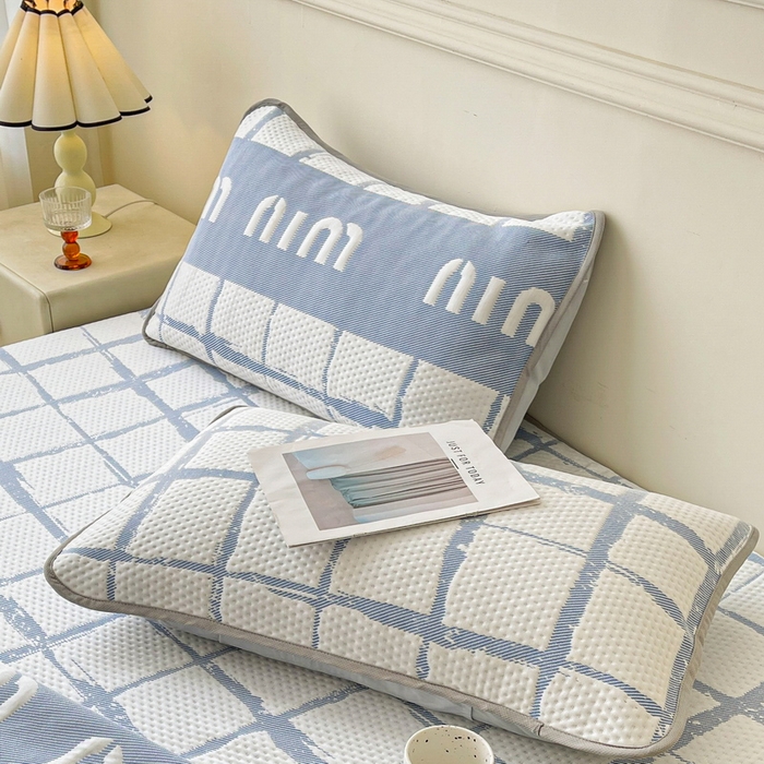 91家纺网 家纺一手货源 找家纺 （总）LIFE.丽芙 2025春夏季新品A类针织提花冰凉豆豆凉感枕头套机包边款（风格一）