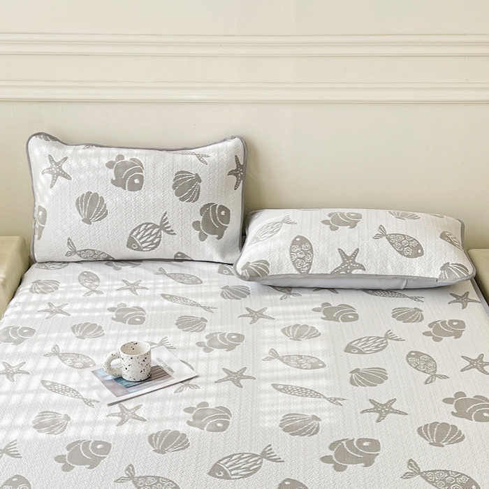 91家纺网 家纺一手货源 找家纺 LIFE.丽芙 2025春夏季新品A类针织提花冰凉豆豆凉感枕头套机包边款（风格一） 海底世界-灰