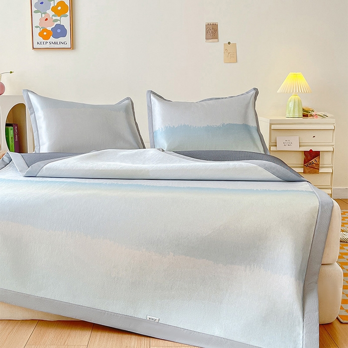 91家纺网 家纺一手货源 找家纺  （提供买家秀 爆款花型 不断货）2025新款600D小清新卡通印花冰丝凉席单件 渐变蓝