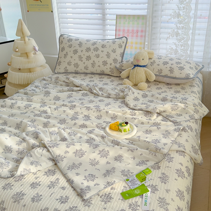 91家纺网 家纺一手货源 找家纺 赫梵茜 2025春夏新款锦氨凉感丝冰皮软席床盖夏被夏凉被空调被四件套 茉莉青提