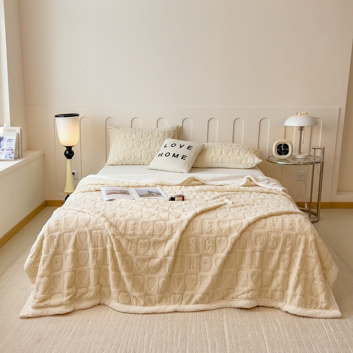 91家纺网 家纺一手货源 找家纺 高克重双层加厚塔芙绒毛毯双面绒盖毯沙发毯跨境外贸出口休闲毯子 爱心-奶咖色