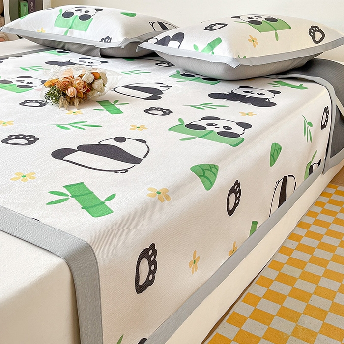 91家纺网 家纺一手货源 找家纺  （提供买家秀 爆款花型 不断货）2025新款600D小清新卡通印花冰丝凉席单件 可爱熊猫