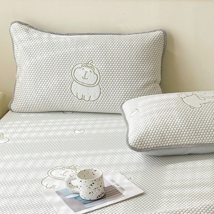 91家纺网 家纺一手货源 找家纺 LIFE.丽芙 2025春夏季新品A类针织提花冰凉豆豆凉感枕头套机包边款（风格一） 卡皮巴拉-绿