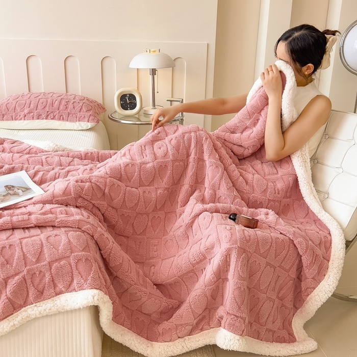 91家纺网 家纺一手货源 找家纺 高克重双层加厚塔芙绒毛毯双面绒盖毯沙发毯跨境外贸出口休闲毯子 爱心-樱花粉