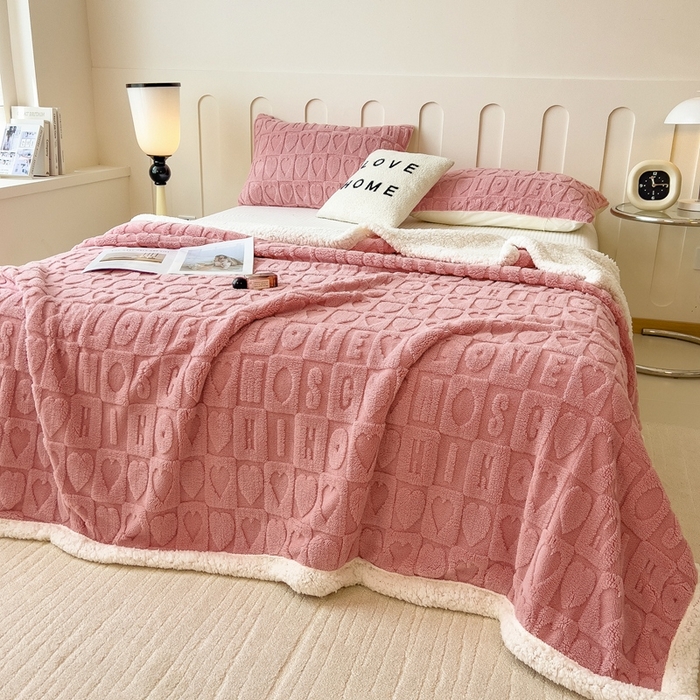 91家纺网 家纺一手货源 找家纺 高克重双层加厚塔芙绒毛毯双面绒盖毯沙发毯跨境外贸出口休闲毯子 爱心-樱花粉