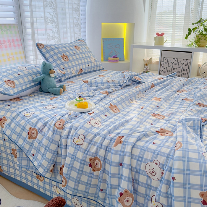 91家纺网 家纺一手货源 找家纺 赫梵茜 2025春夏新款无套路不墨迹锦氨凉感丝双面印花小冰皮夏被夏凉被空调被可机洗 熊博士