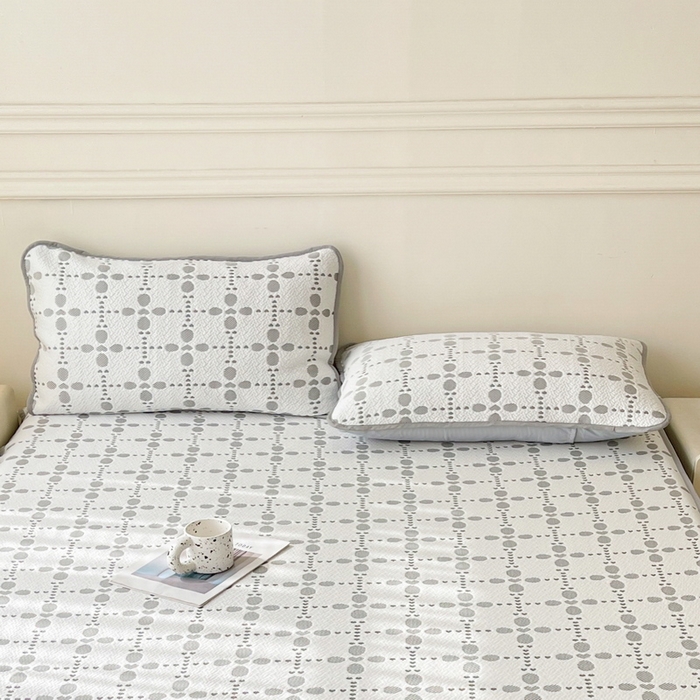 91家纺网 家纺一手货源 找家纺 LIFE.丽芙 2025春夏季新品A类针织提花冰凉豆豆凉感枕头套机包边款（风格一） 维塔-灰