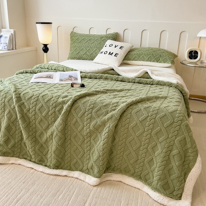 91家纺网 家纺一手货源 找家纺 高克重双层加厚塔芙绒毛毯双面绒盖毯沙发毯跨境外贸出口休闲毯子 麻花-抹茶绿