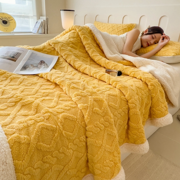 91家纺网 家纺一手货源 找家纺 高克重双层加厚塔芙绒毛毯双面绒盖毯沙发毯跨境外贸出口休闲毯子 麻花-柠檬黄