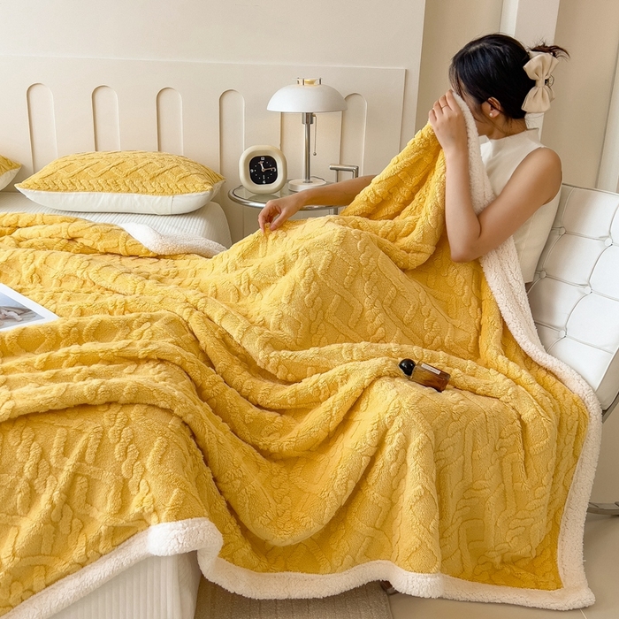 91家纺网 家纺一手货源 找家纺 高克重双层加厚塔芙绒毛毯双面绒盖毯沙发毯跨境外贸出口休闲毯子 麻花-柠檬黄