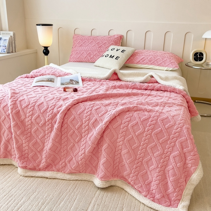 91家纺网 家纺一手货源 找家纺 高克重双层加厚塔芙绒毛毯双面绒盖毯沙发毯跨境外贸出口休闲毯子 麻花-樱花粉