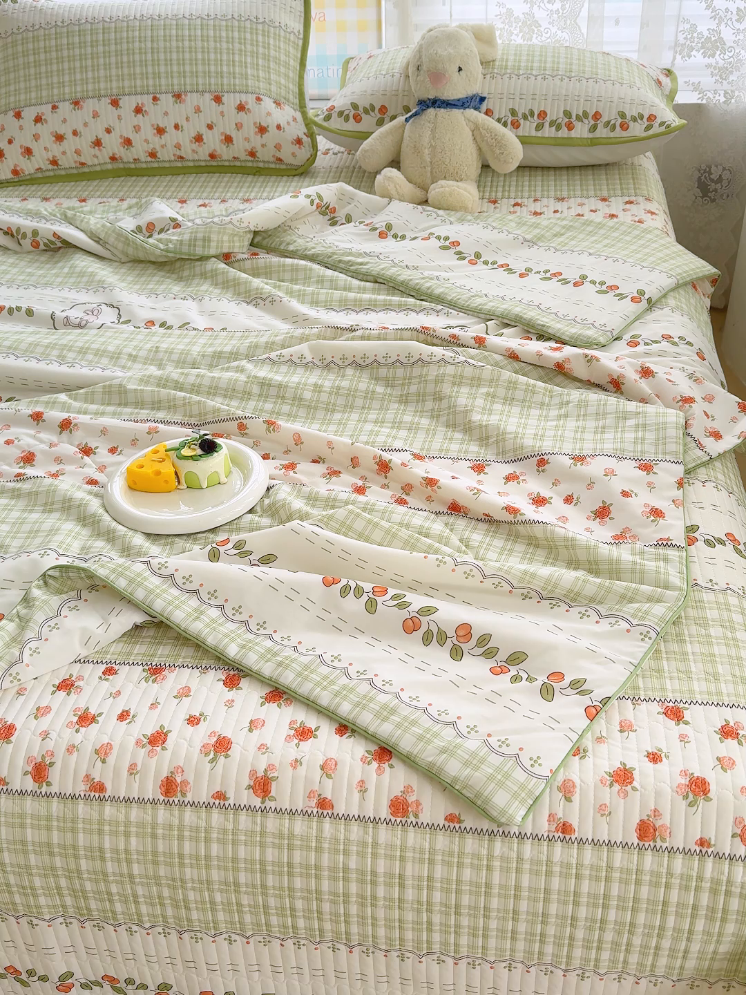 91家纺网 家纺一手货源 找家纺 赫梵茜 2025春夏新款锦氨凉感丝冰皮软席床盖夏被夏凉被空调被四件套 青春色彩