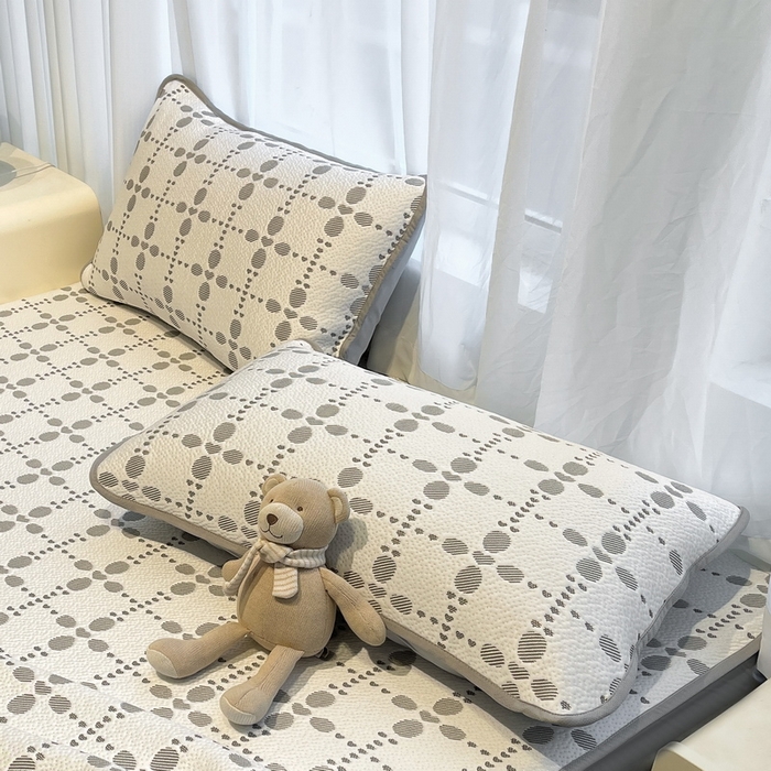 91家纺网 家纺一手货源 找家纺 LIFE.丽芙 2025春夏季新品A类针织提花冰凉豆豆凉感枕头套机包边款（风格二） 维塔-灰