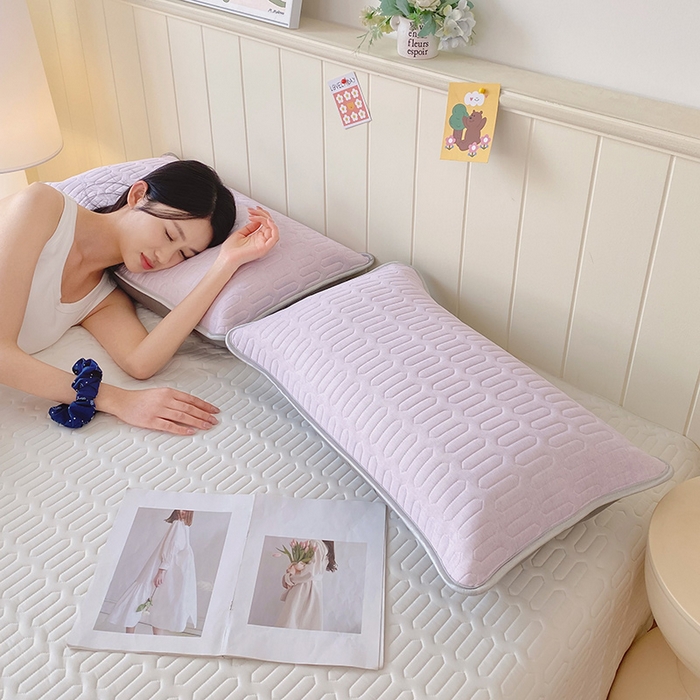 91家纺网 家纺一手货源 找家纺 雨彤家纺 2025年新款A类凉感丝乳胶单人枕套 肌理纹-紫