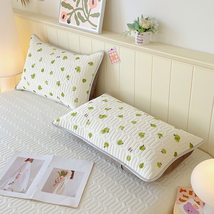 91家纺网 家纺一手货源 找家纺 雨彤家纺 2025年新款A类凉感丝乳胶单人枕套 果香四溢