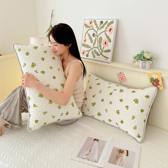 91家纺网 家纺一手货源 找家纺 雨彤家纺 2025年新款A类凉感丝乳胶单人枕套 果香四溢