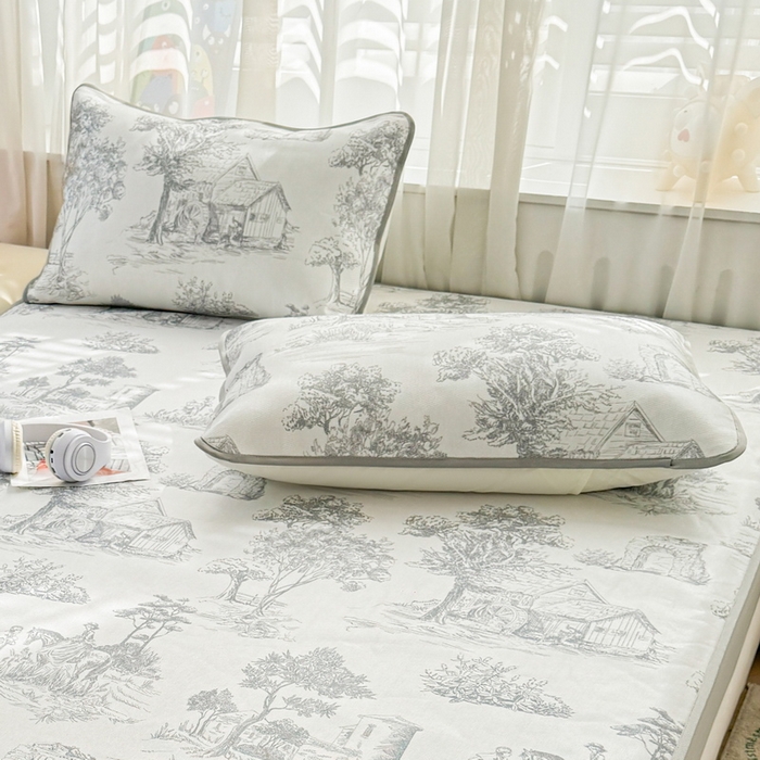 91家纺网 家纺一手货源 找家纺 （总）LIFE.丽芙 2025春夏季新品数码印花冰藤加厚枕头套机包边款（风格一）