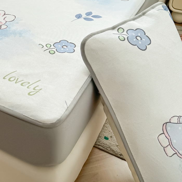 91家纺网 家纺一手货源 找家纺 LIFE.丽芙 2025春夏季新品数码印花冰藤加厚枕头套机包边款（风格一） 安妮兔