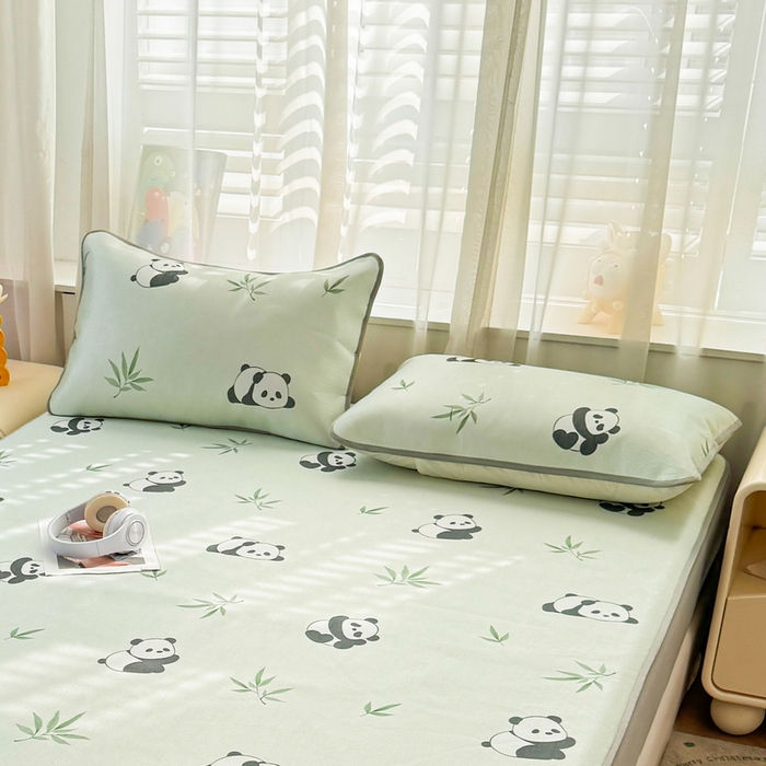 91家纺网 家纺一手货源 找家纺 LIFE.丽芙 2025春夏季新品数码印花冰藤加厚枕头套机包边款（风格一） 小熊猫