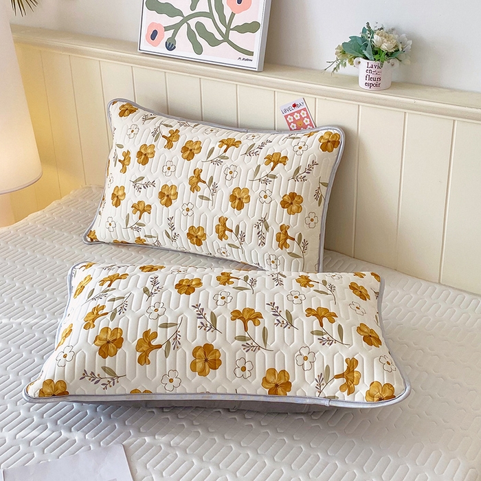 91家纺网 家纺一手货源 找家纺 雨彤家纺 2025年新款A类凉感丝乳胶单人枕套 花开盛世