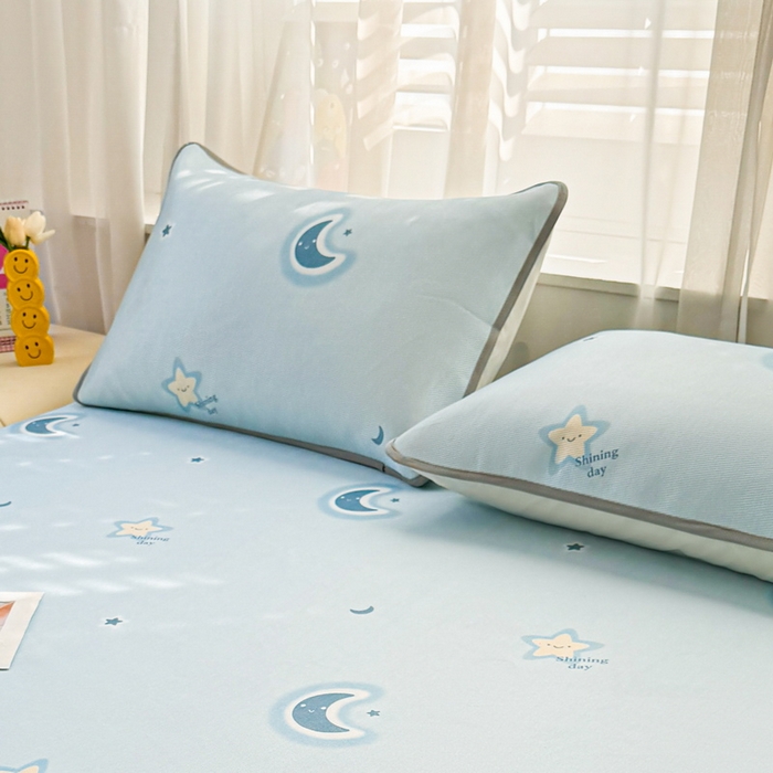 91家纺网 家纺一手货源 找家纺 LIFE.丽芙 2025春夏季新品数码印花冰藤加厚枕头套机包边款（风格一） 星辰