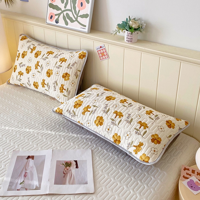 91家纺网 家纺一手货源 找家纺 雨彤家纺 2025年新款A类凉感丝乳胶单人枕套 花开盛世