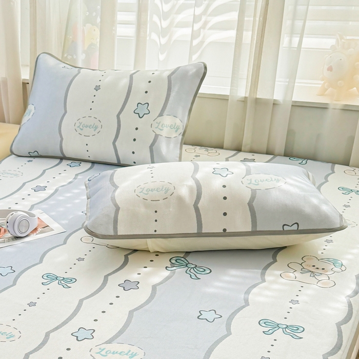 LIFE.丽芙 2025春夏季新品数码印花冰藤加厚枕头套机包边款（风格一） 甜梦小熊