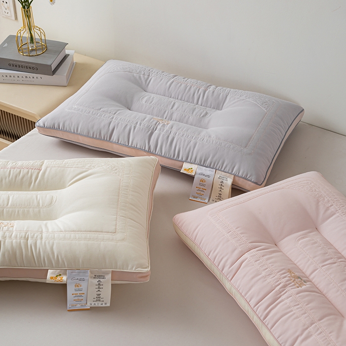 91家纺网 家纺一手货源 找家纺 贤内助家纺 2025新款植物羊绒嫩肤豆氧颜枕保健枕颈椎枕头枕芯 嫩肤豆白