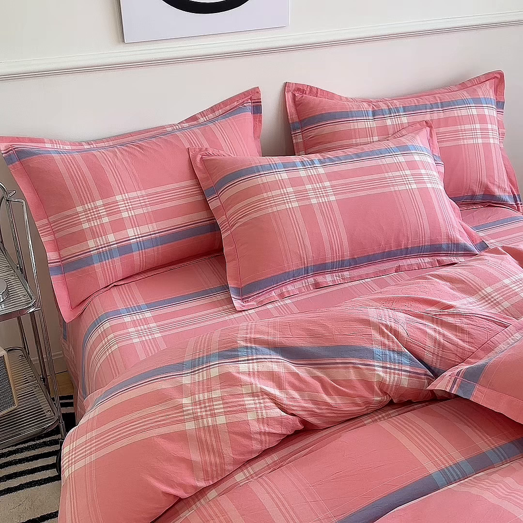 91家纺网 家纺一手货源 找家纺 三沁家居 2025新款格子色织全棉水洗棉四件套直播爆款量大价优 秋荷粉