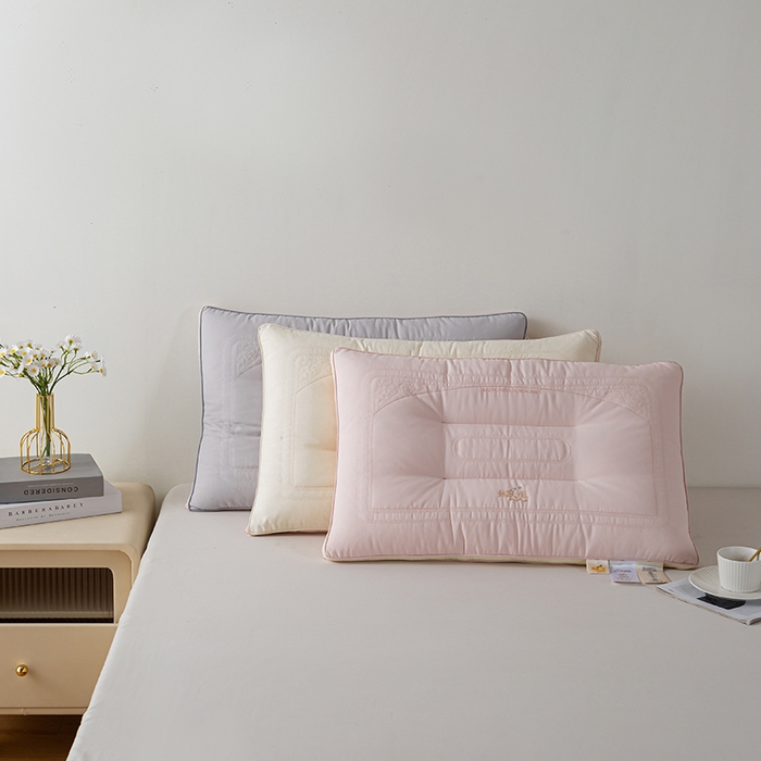 91家纺网 家纺一手货源 找家纺 贤内助家纺 2025新款植物羊绒嫩肤豆氧颜枕保健枕颈椎枕头枕芯 嫩肤豆灰