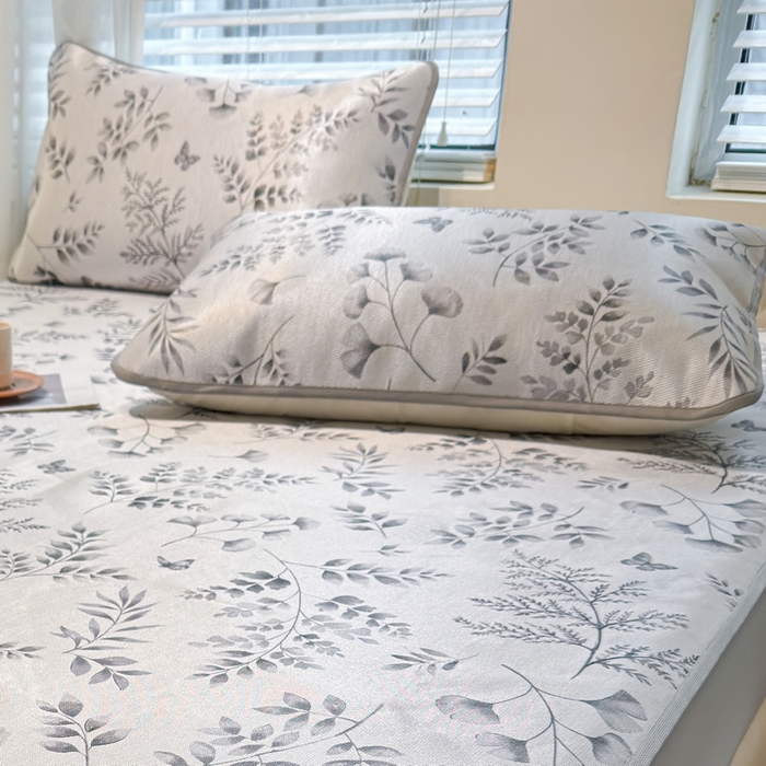 91家纺网 家纺一手货源 找家纺 LIFE.丽芙 2025春夏季新品数码印花冰藤加厚枕头套机包边款（风格二） 水墨叶