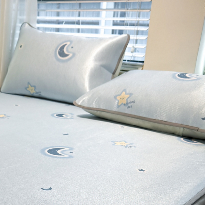 91家纺网 家纺一手货源 找家纺 LIFE.丽芙 2025春夏季新品数码印花冰藤加厚枕头套机包边款（风格二） 星辰