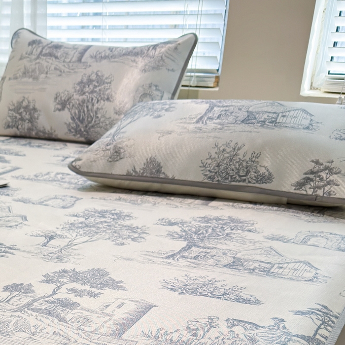 91家纺网 家纺一手货源 找家纺 LIFE.丽芙 2025春夏季新品数码印花冰藤加厚枕头套机包边款（风格二） 秘密庄园