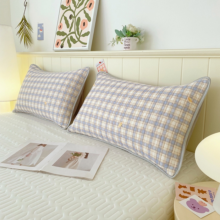 91家纺网 家纺一手货源 找家纺 雨彤家纺 2025年新款A类凉感丝乳胶单人枕套 轻盈格-紫