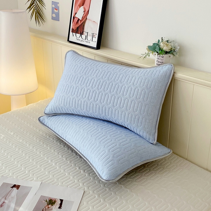 91家纺网 家纺一手货源 找家纺 雨彤家纺 2025年新款A类凉感丝乳胶单人枕套 肌理纹-蓝