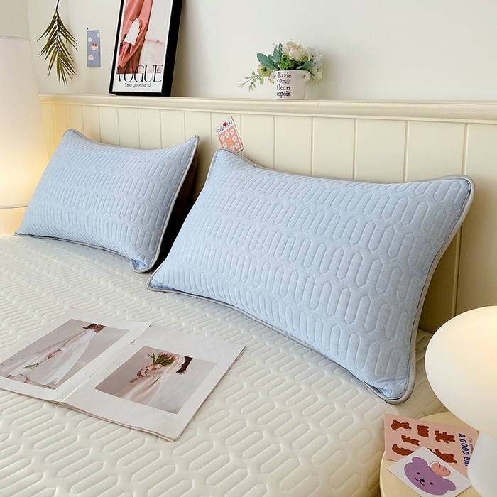 91家纺网 家纺一手货源 找家纺 雨彤家纺 2025年新款A类凉感丝乳胶单人枕套 肌理纹-蓝