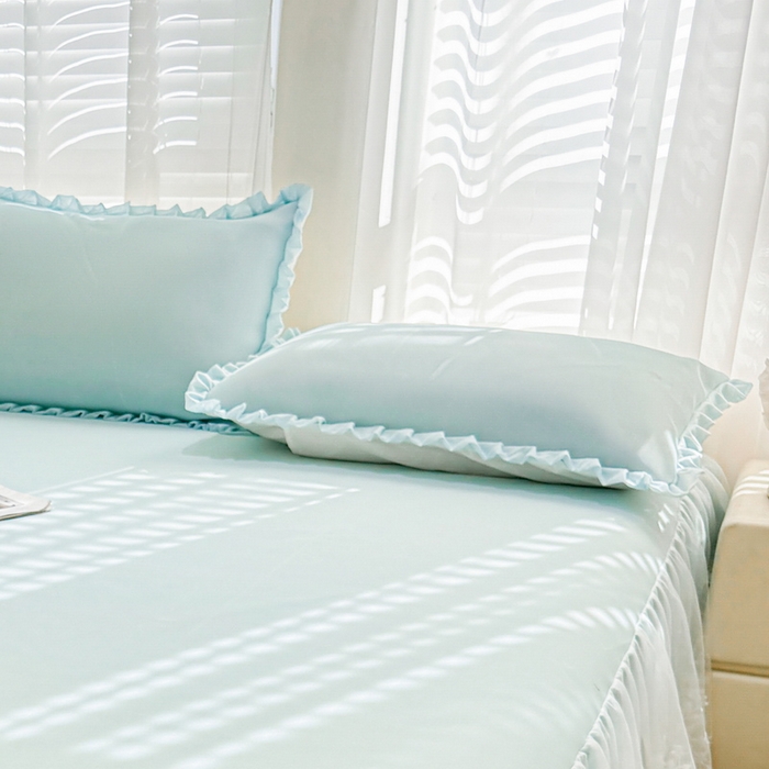 91家纺网 家纺一手货源 找家纺 LIFE.丽芙 2025春夏新款独家研发太空层凉感冰丝双层荷叶边枕头套 浅兰