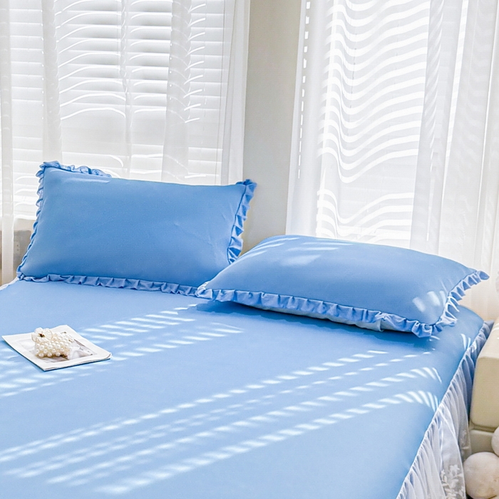 91家纺网 家纺一手货源 找家纺 LIFE.丽芙 2025春夏新款独家研发太空层凉感冰丝双层荷叶边枕头套 冰蓝