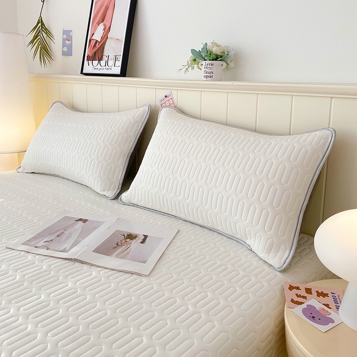 91家纺网 家纺一手货源 找家纺 雨彤家纺 2025年新款A类凉感丝乳胶单人枕套 珍珠白