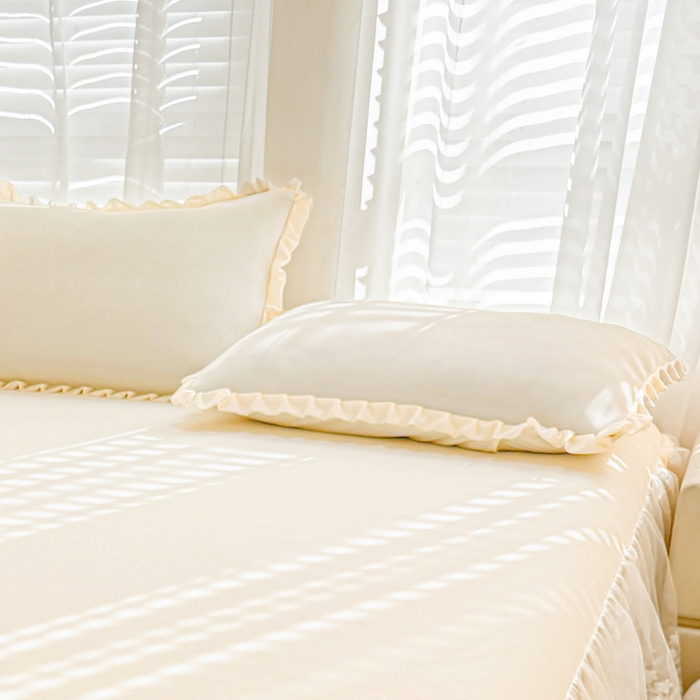91家纺网 家纺一手货源 找家纺 LIFE.丽芙 2025春夏新款独家研发太空层凉感冰丝双层荷叶边枕头套 奶昔黄