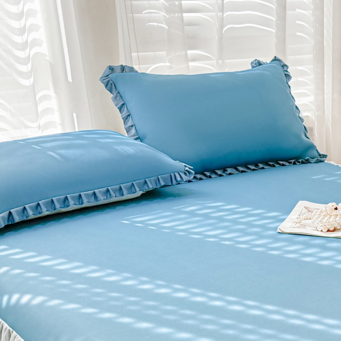 91家纺网 家纺一手货源 找家纺 LIFE.丽芙 2025春夏新款独家研发太空层凉感冰丝双层荷叶边枕头套 宾利蓝