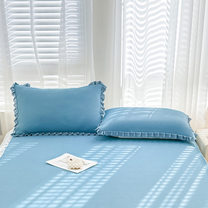 91家纺网 家纺一手货源 找家纺 LIFE.丽芙 2025春夏新款独家研发太空层凉感冰丝双层荷叶边枕头套 宾利蓝
